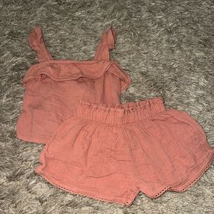 Modern moments toddler girl matching set.